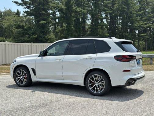 2026 BMW X5 M60i