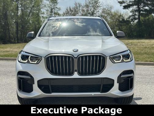 2022 BMW X5 M50i