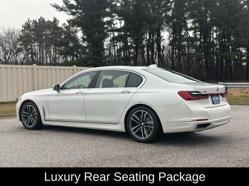 2022 BMW 750 i xDrive