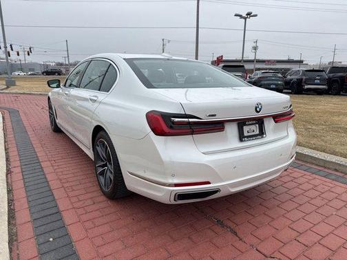 2022 BMW 750 i xDrive