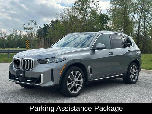 Gray Metallic 2026 BMW X5 xDrive40i