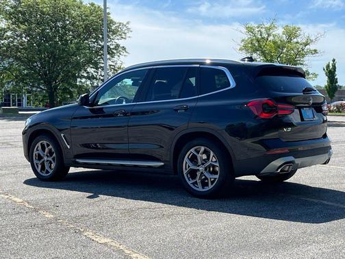 Black Sapphire Metallic 2024 BMW X3 xDrive30i