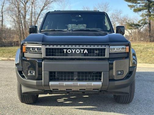 2025 Toyota Land Cruiser 