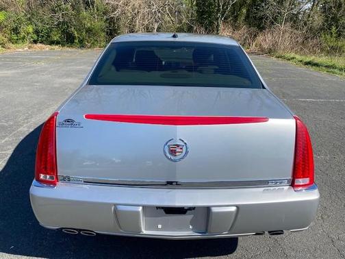 Silver 2006 Cadillac DTS Base