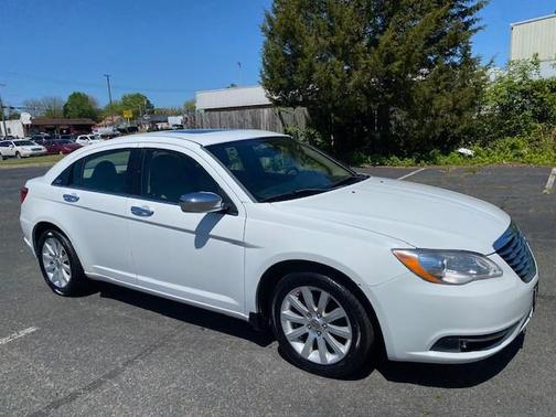 2013 Chrysler 200 Limited
