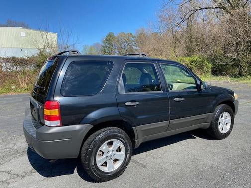 2005 Ford Escape XLT