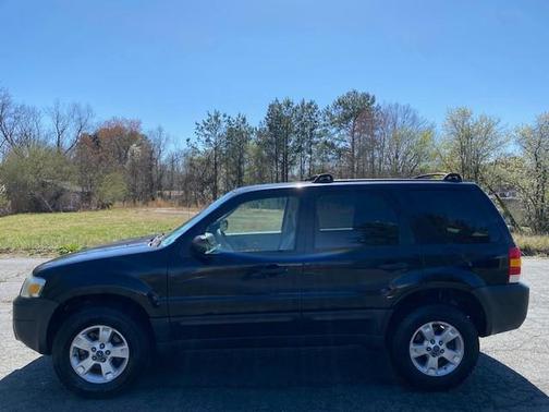 2005 Ford Escape XLT