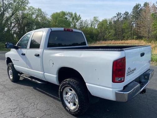 White 2004 Dodge Ram 2500 SLT Quad Cab