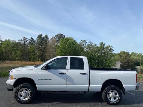 White 2004 Dodge Ram 2500 SLT Quad Cab