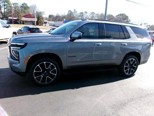 2026 Chevrolet Tahoe 4WD RST