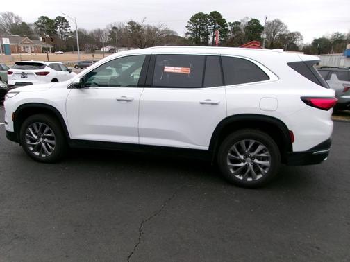 2025 Buick Enclave Preferred FWD