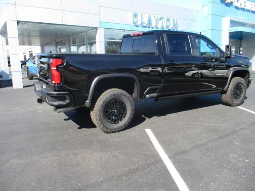 2026 Chevrolet Silverado 2500 Crew Cab, Standard Bed, XR2, 4WD