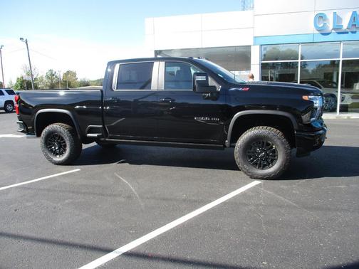 2026 Chevrolet Silverado 2500 Crew Cab, Standard Bed, XR2, 4WD