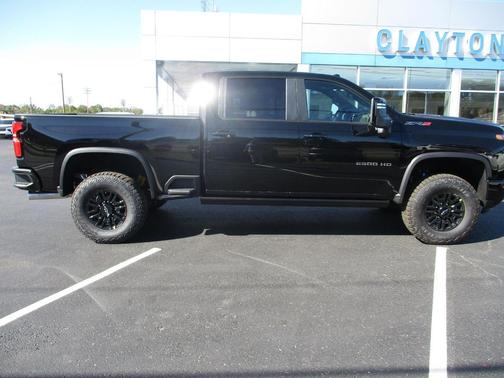 2026 Chevrolet Silverado 2500 Crew Cab, Standard Bed, XR2, 4WD