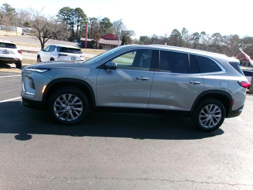 2025 Buick Enclave Preferred FWD