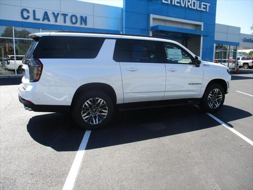 2025 Chevrolet Suburban 4WD Z71