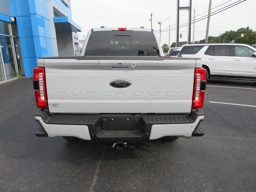 Avalanche 2026 Ford F-250 Lariat