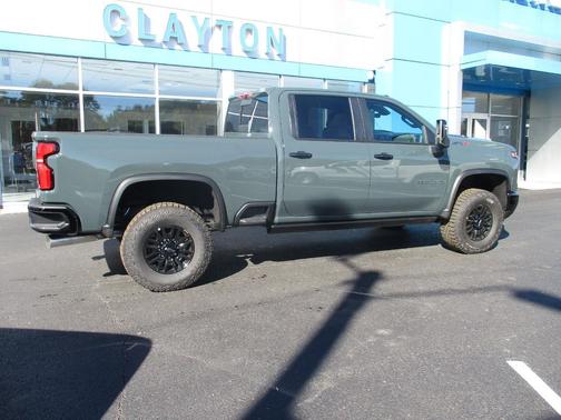 2026 Chevrolet Silverado 2500 Crew Cab, Standard Bed, XR2, 4WD