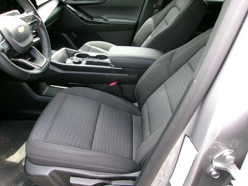 Sterling Gray Metallic 2026 Chevrolet Equinox 1LT