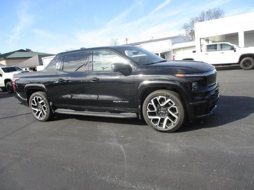 2024 Chevrolet Silverado EV First-Edition RST 4WD