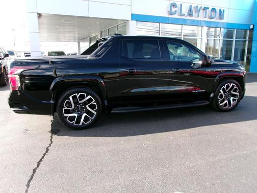 2024 Chevrolet Silverado EV First-Edition RST 4WD