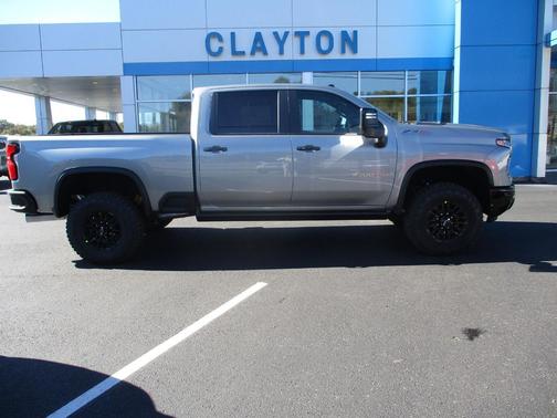 2026 Chevrolet Silverado 2500 Crew Cab, Standard Bed, XR2, 4WD