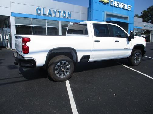 2025 Chevrolet Silverado 2500 Custom