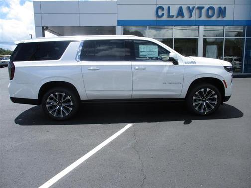 2025 Chevrolet Suburban 4WD High Country