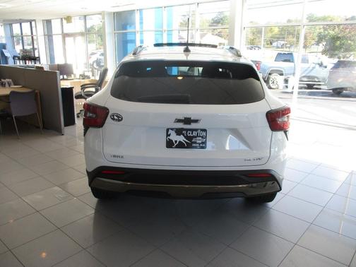 2026 Chevrolet Trax FWD ACTIV