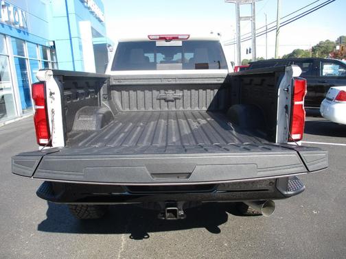 2026 Chevrolet Silverado 2500 Crew Cab, Standard Bed, XR2, 4WD