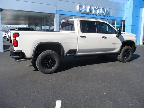 2026 Chevrolet Silverado 2500 Crew Cab, Standard Bed, XR2, 4WD