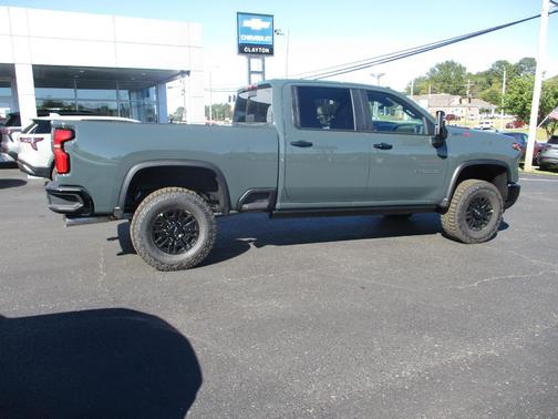 2026 Chevrolet Silverado 2500 Crew Cab, Standard Bed, XR2, 4WD