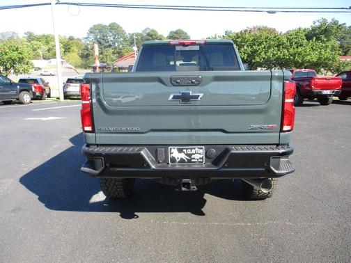 2026 Chevrolet Silverado 2500 Crew Cab, Standard Bed, XR2, 4WD