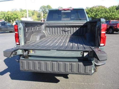 2026 Chevrolet Silverado 2500 Crew Cab, Standard Bed, XR2, 4WD