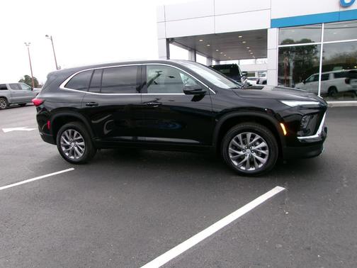 2025 Buick Enclave Preferred FWD
