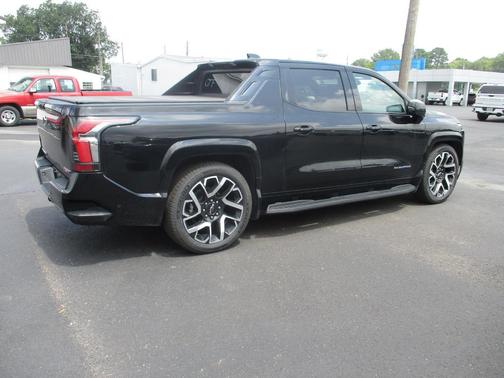 2024 Chevrolet Silverado EV First-Edition RST 4WD