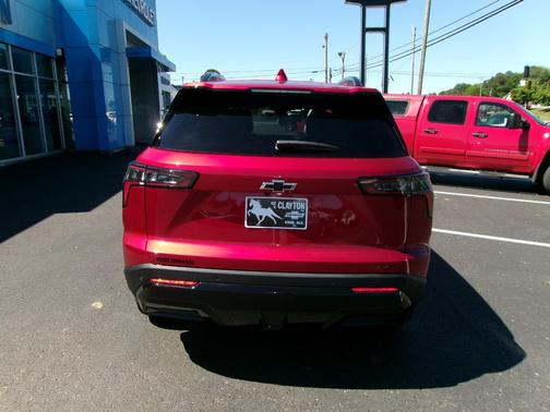 Radiant Red Tintcoat 2026 Chevrolet Equinox FWD RS