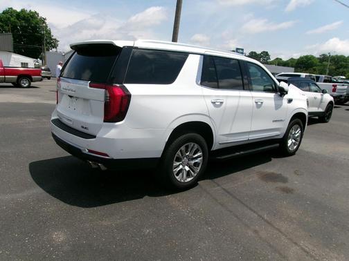 Summit White 2025 GMC Yukon Denali