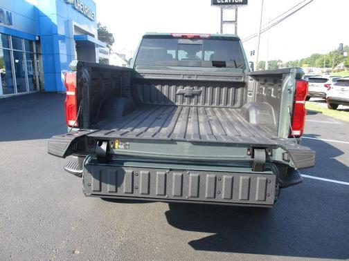 2026 Chevrolet Silverado 2500 ZR2