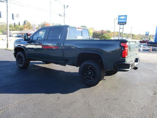 2026 Chevrolet Silverado 2500 ZR2