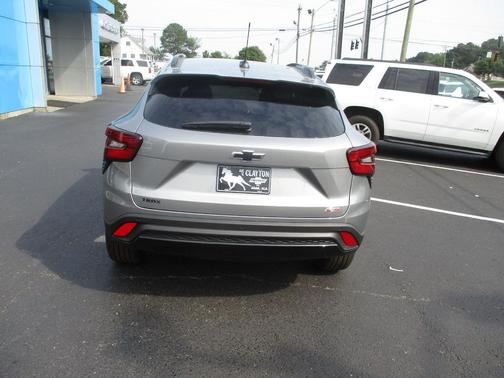 2025 Chevrolet Trax FWD 2RS