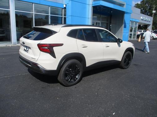 2026 Chevrolet Trax FWD ACTIV