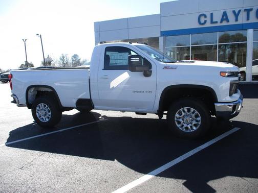 2025 Chevrolet Silverado 3500 LT