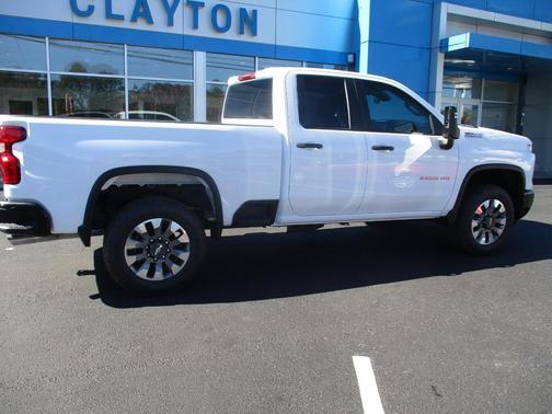 2026 Chevrolet Silverado 2500 Custom