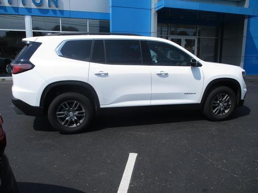 2025 GMC Acadia FWD Elevation