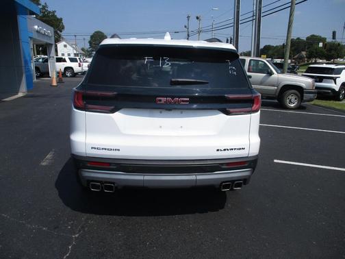 2025 GMC Acadia FWD Elevation