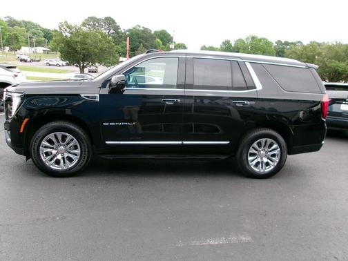 Onyx Black 2025 GMC Yukon Denali