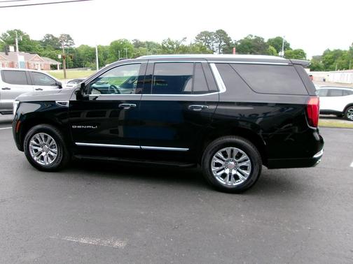 Onyx Black 2025 GMC Yukon Denali
