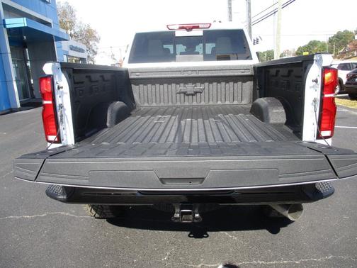 2026 Chevrolet Silverado 2500 Crew Cab, Standard Bed, XR2, 4WD