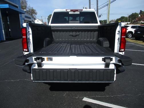 2026 Chevrolet Silverado 2500 Crew Cab, Standard Bed, XR2, 4WD